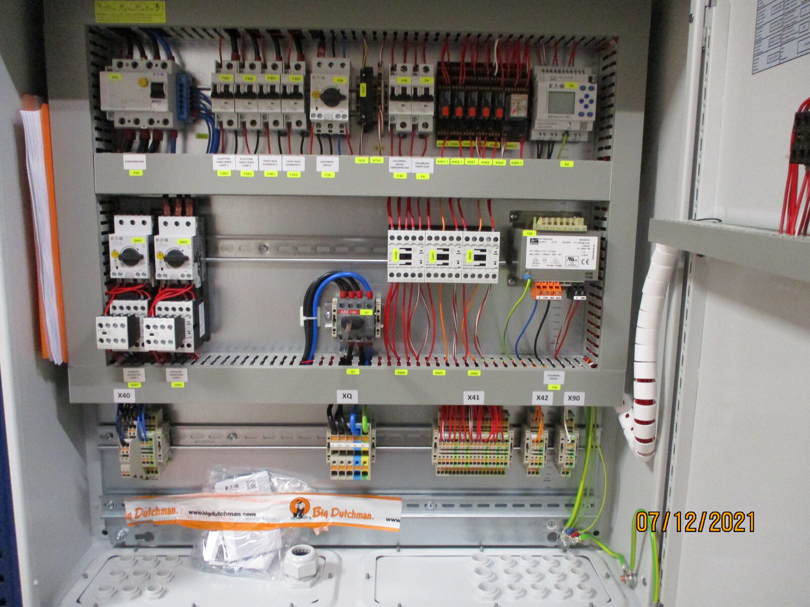 Switch Carbinet Egg Collection